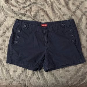✨3/$20 Bundle Sale✨ 
Merona navy blue sailor shorts size 12